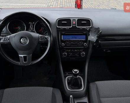 Червоний Фольксваген Гольф, об'ємом двигуна 1.6 л та пробігом 224 тис. км за 7499 $, фото 29 на Automoto.ua