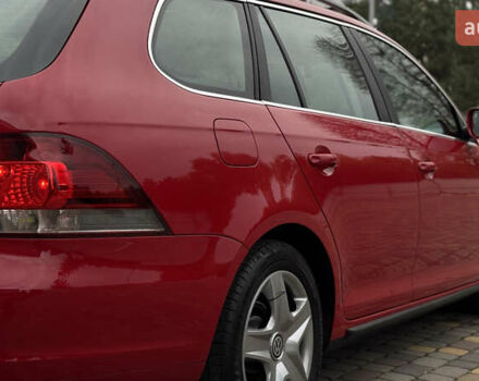 Червоний Фольксваген Гольф, об'ємом двигуна 1.6 л та пробігом 224 тис. км за 7499 $, фото 8 на Automoto.ua