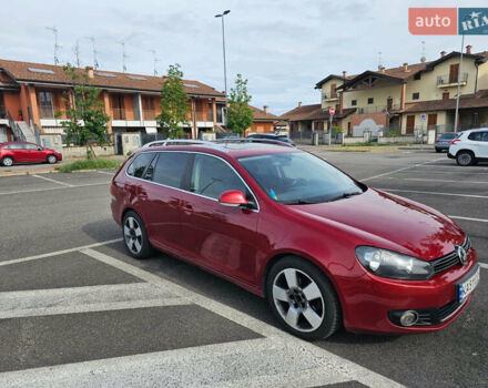 Червоний Фольксваген Гольф, об'ємом двигуна 1.6 л та пробігом 268 тис. км за 7900 $, фото 5 на Automoto.ua