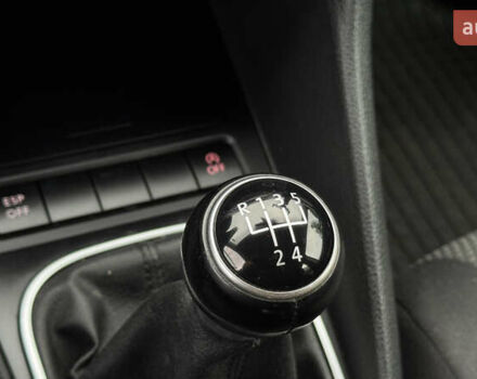 Червоний Фольксваген Гольф, об'ємом двигуна 1.6 л та пробігом 224 тис. км за 7499 $, фото 35 на Automoto.ua