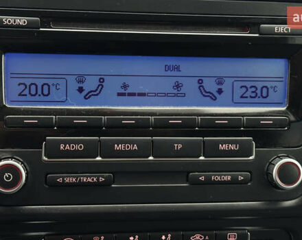 Червоний Фольксваген Гольф, об'ємом двигуна 1.6 л та пробігом 224 тис. км за 7499 $, фото 39 на Automoto.ua