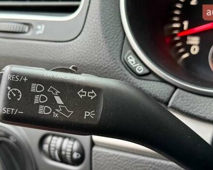 Червоний Фольксваген Гольф, об'ємом двигуна 1.2 л та пробігом 113 тис. км за 7200 $, фото 24 на Automoto.ua