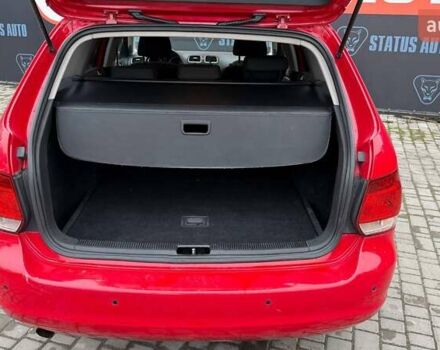 Червоний Фольксваген Гольф, об'ємом двигуна 1.2 л та пробігом 113 тис. км за 7200 $, фото 14 на Automoto.ua