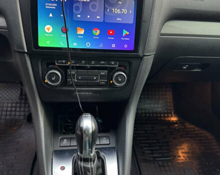 Фольксваген Гольф 2012 в Хмельницком на Automoto.ua Красный Фольксваген Гольф, объемом двигателя 1.6 л и пробегом 238 тыс. км за 7900 $, фото 4 на Automoto.ua