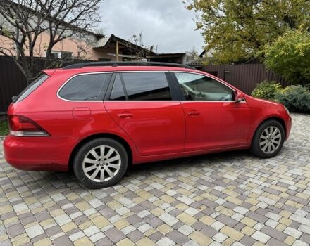 Красный Фольксваген Гольф, объемом двигателя 1.4 л и пробегом 169 тыс. км за 6500 $, фото 2 на Automoto.ua