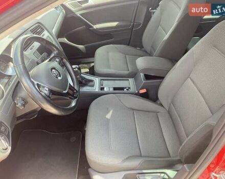 Червоний Фольксваген Гольф, об'ємом двигуна 1.6 л та пробігом 219 тис. км за 12300 $, фото 19 на Automoto.ua