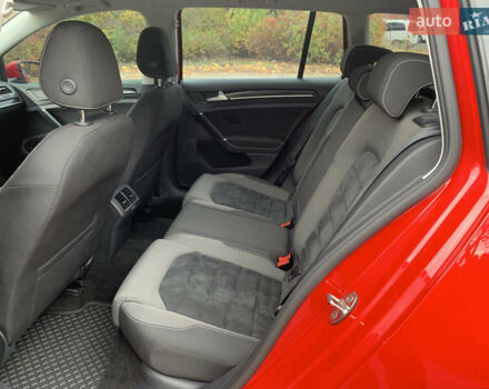 Червоний Фольксваген Гольф, об'ємом двигуна 1.4 л та пробігом 224 тис. км за 9500 $, фото 18 на Automoto.ua