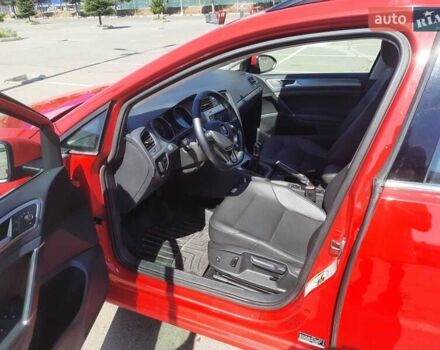 Червоний Фольксваген Гольф, об'ємом двигуна 1.97 л та пробігом 195 тис. км за 12300 $, фото 1 на Automoto.ua