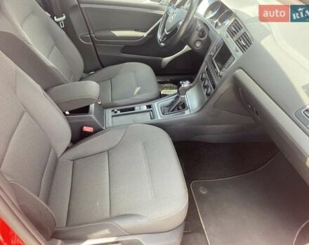 Червоний Фольксваген Гольф, об'ємом двигуна 1.6 л та пробігом 219 тис. км за 12300 $, фото 18 на Automoto.ua