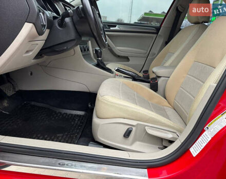 Красный Фольксваген Гольф, объемом двигателя 1.97 л и пробегом 357 тыс. км за 10700 $, фото 20 на Automoto.ua