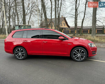 Красный Фольксваген Гольф, объемом двигателя 1.6 л и пробегом 233 тыс. км за 11500 $, фото 19 на Automoto.ua