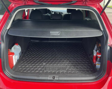 Красный Фольксваген Гольф, объемом двигателя 2 л и пробегом 67 тыс. км за 18000 $, фото 33 на Automoto.ua