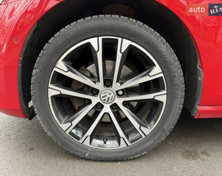 Красный Фольксваген Гольф, объемом двигателя 1.6 л и пробегом 233 тыс. км за 11500 $, фото 14 на Automoto.ua