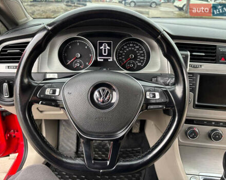 Красный Фольксваген Гольф, объемом двигателя 1.97 л и пробегом 357 тыс. км за 10700 $, фото 30 на Automoto.ua