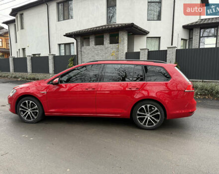 Красный Фольксваген Гольф, объемом двигателя 1.6 л и пробегом 233 тыс. км за 11500 $, фото 15 на Automoto.ua