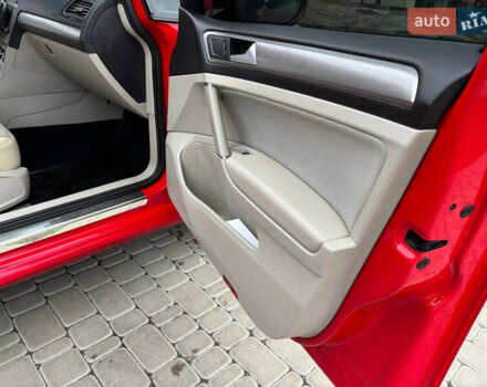 Красный Фольксваген Гольф, объемом двигателя 1.97 л и пробегом 357 тыс. км за 10700 $, фото 27 на Automoto.ua