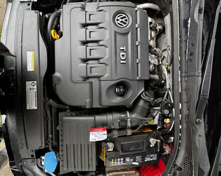 Красный Фольксваген Гольф, объемом двигателя 1.97 л и пробегом 201 тыс. км за 12400 $, фото 23 на Automoto.ua