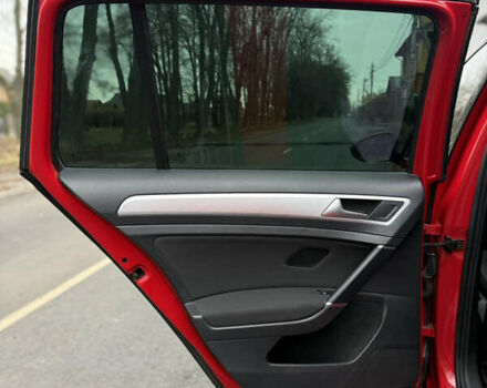 Красный Фольксваген Гольф, объемом двигателя 1.6 л и пробегом 233 тыс. км за 11500 $, фото 30 на Automoto.ua