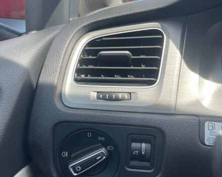 Красный Фольксваген Гольф, объемом двигателя 2 л и пробегом 67 тыс. км за 18000 $, фото 57 на Automoto.ua