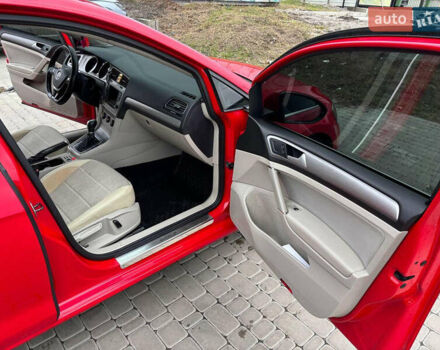 Красный Фольксваген Гольф, объемом двигателя 1.97 л и пробегом 357 тыс. км за 10700 $, фото 25 на Automoto.ua