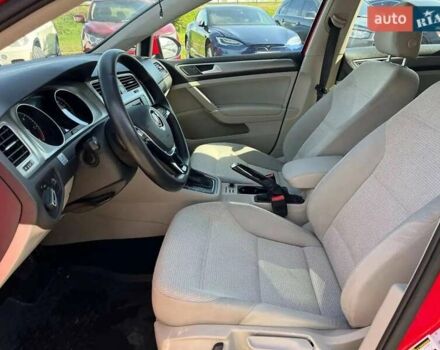 Красный Фольксваген Гольф, объемом двигателя 1.97 л и пробегом 177 тыс. км за 12400 $, фото 11 на Automoto.ua