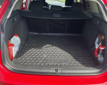 Красный Фольксваген Гольф, объемом двигателя 2 л и пробегом 67 тыс. км за 18000 $, фото 34 на Automoto.ua