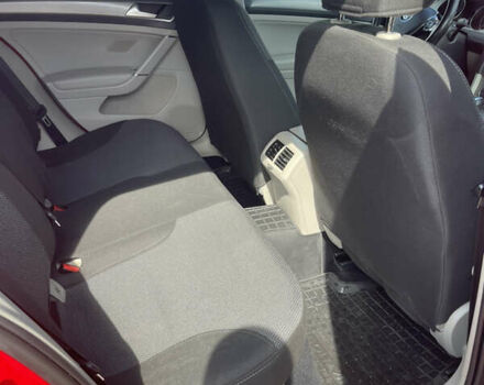 Красный Фольксваген Гольф, объемом двигателя 2 л и пробегом 67 тыс. км за 18000 $, фото 42 на Automoto.ua