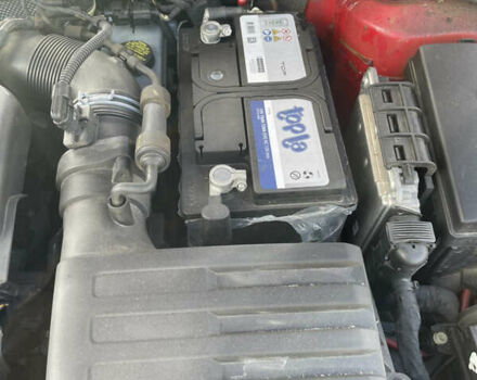 Красный Фольксваген Гольф, объемом двигателя 2 л и пробегом 67 тыс. км за 18000 $, фото 49 на Automoto.ua