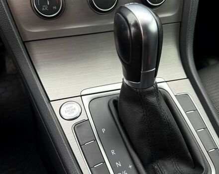 Червоний Фольксваген Гольф, об'ємом двигуна 2 л та пробігом 100 тис. км за 13300 $, фото 11 на Automoto.ua