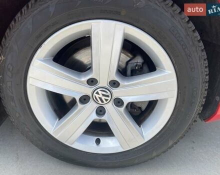 Червоний Фольксваген Гольф, об'ємом двигуна 1.6 л та пробігом 219 тис. км за 12300 $, фото 17 на Automoto.ua