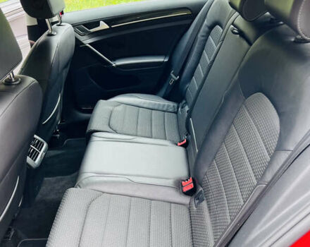 Красный Фольксваген Гольф, объемом двигателя 1.6 л и пробегом 293 тыс. км за 12100 $, фото 23 на Automoto.ua