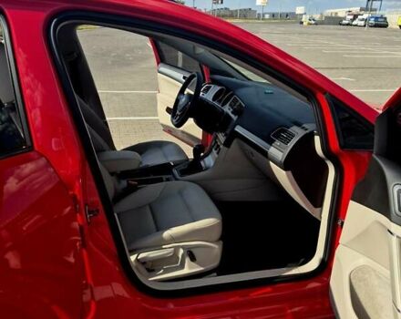 Червоний Фольксваген Гольф, об'ємом двигуна 1.8 л та пробігом 120 тис. км за 20000 $, фото 4 на Automoto.ua