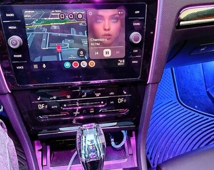 Червоний Фольксваген Гольф, об'ємом двигуна 2 л та пробігом 260 тис. км за 13500 $, фото 5 на Automoto.ua