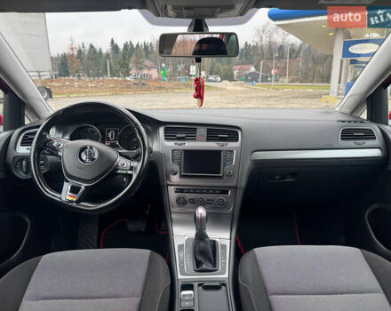 Красный Фольксваген Гольф, объемом двигателя 0 л и пробегом 198 тыс. км за 10500 $, фото 4 на Automoto.ua