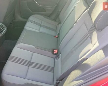 Красный Фольксваген Гольф, объемом двигателя 1.97 л и пробегом 273 тыс. км за 11900 $, фото 6 на Automoto.ua