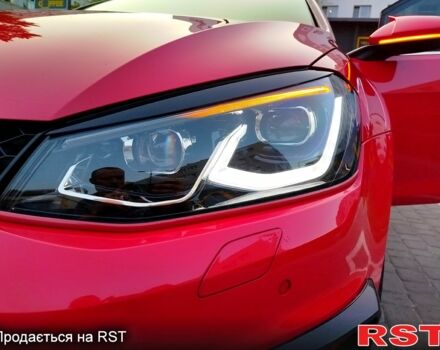 Червоний Фольксваген Гольф, об'ємом двигуна 2 л та пробігом 260 тис. км за 13500 $, фото 1 на Automoto.ua