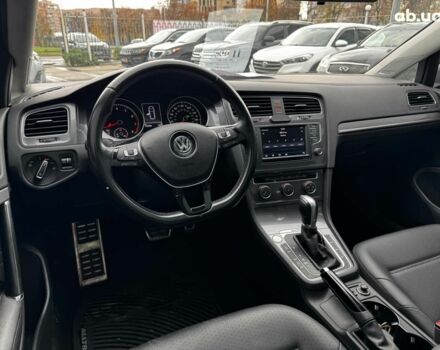 Красный Фольксваген Гольф, объемом двигателя 1.8 л и пробегом 133 тыс. км за 11980 $, фото 24 на Automoto.ua