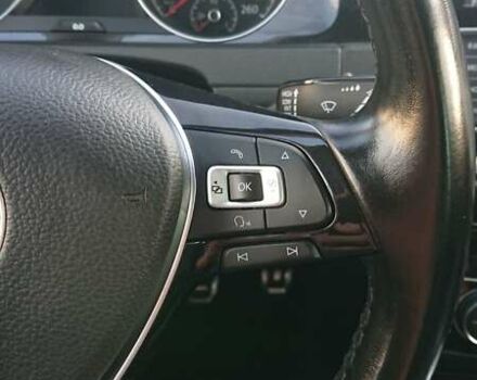 Красный Фольксваген Гольф, объемом двигателя 1.97 л и пробегом 273 тыс. км за 11900 $, фото 2 на Automoto.ua