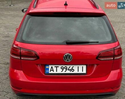 Красный Фольксваген Гольф, объемом двигателя 1.6 л и пробегом 233 тыс. км за 12700 $, фото 7 на Automoto.ua