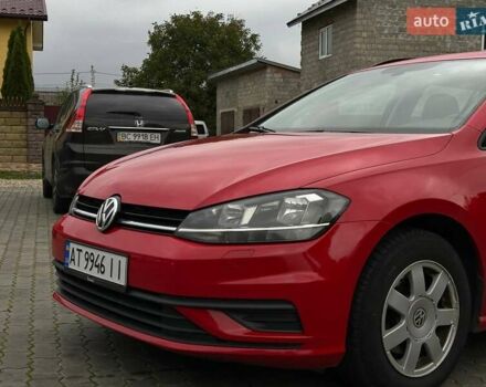 Красный Фольксваген Гольф, объемом двигателя 1.6 л и пробегом 233 тыс. км за 12700 $, фото 3 на Automoto.ua