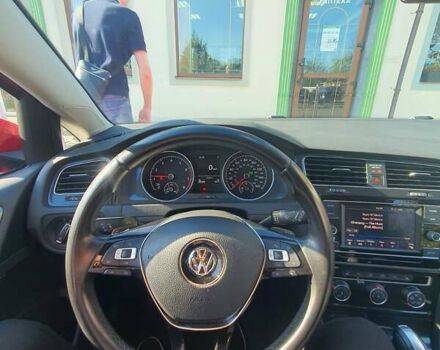 Фольксваген Гольф 2017 в Полтаве на Automoto.ua Красный Фольксваген Гольф, объемом двигателя 1.8 л и пробегом 90 тыс. км за 14900 $, фото 7 на Automoto.ua