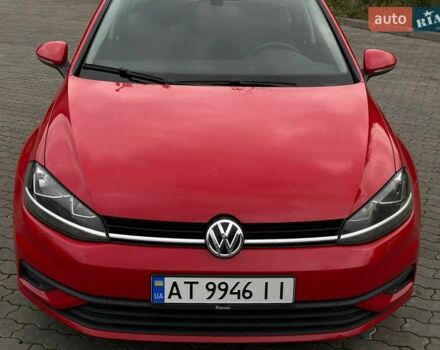 Красный Фольксваген Гольф, объемом двигателя 1.6 л и пробегом 233 тыс. км за 12700 $, фото 2 на Automoto.ua