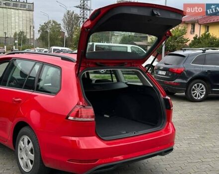 Красный Фольксваген Гольф, объемом двигателя 1.6 л и пробегом 233 тыс. км за 12700 $, фото 11 на Automoto.ua