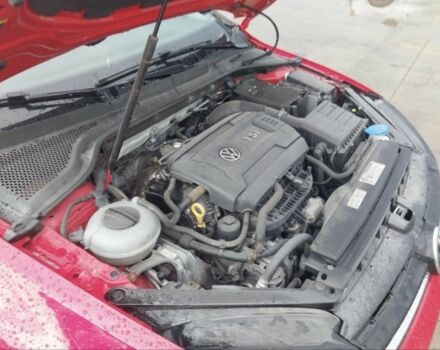 Красный Фольксваген Гольф, объемом двигателя 1.8 л и пробегом 180 тыс. км за 10300 $, фото 11 на Automoto.ua