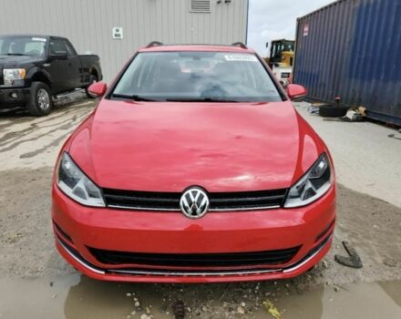 Красный Фольксваген Гольф, объемом двигателя 1.8 л и пробегом 180 тыс. км за 10300 $, фото 2 на Automoto.ua