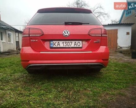 Красный Фольксваген Гольф, объемом двигателя 1.8 л и пробегом 33 тыс. км за 17400 $, фото 2 на Automoto.ua