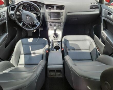 Красный Фольксваген Гольф, объемом двигателя 1.8 л и пробегом 180 тыс. км за 10300 $, фото 7 на Automoto.ua