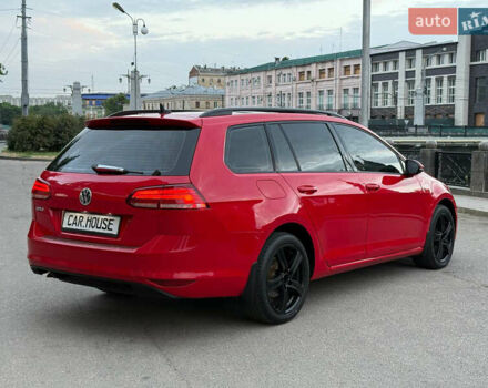 Червоний Фольксваген Гольф, об'ємом двигуна 1.4 л та пробігом 376 тис. км за 10399 $, фото 2 на Automoto.ua