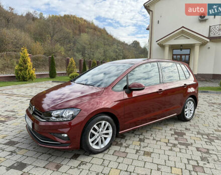 Красный Фольксваген Гольф, объемом двигателя 1.97 л и пробегом 105 тыс. км за 19800 $, фото 2 на Automoto.ua