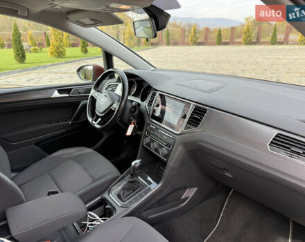 Красный Фольксваген Гольф, объемом двигателя 1.97 л и пробегом 105 тыс. км за 19800 $, фото 18 на Automoto.ua